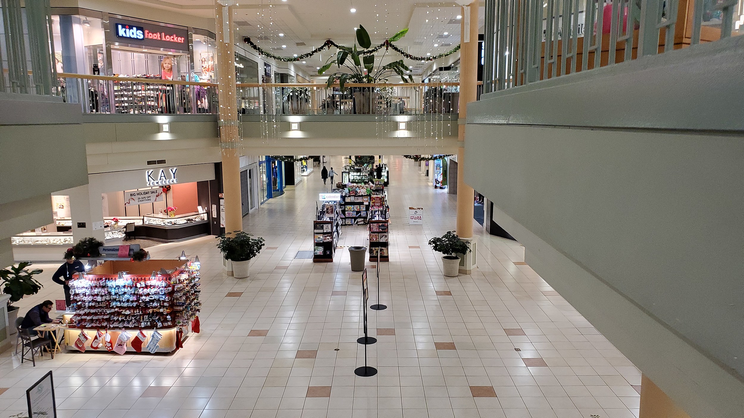 Attention Shoppers: 14 Ways to Revitalize Hamilton Mall