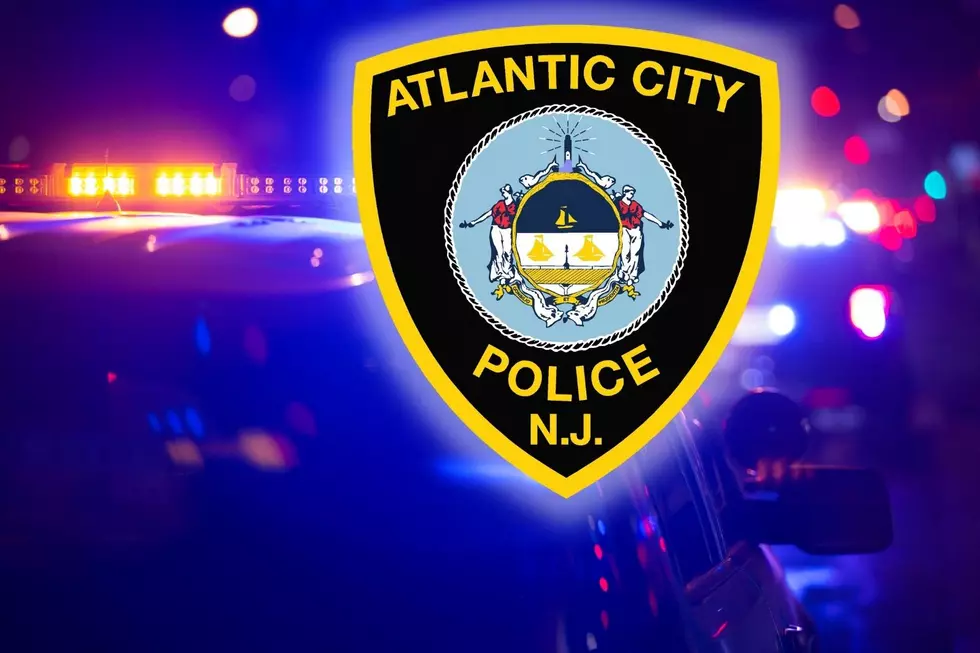 The Atlantic City Police Make Street Arrest – Drugs, Scale & Gun