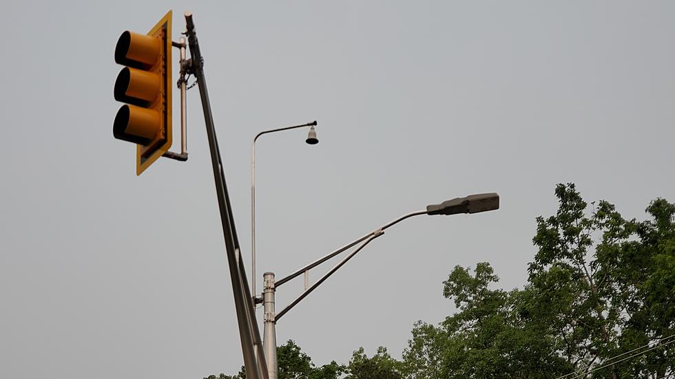 Here’s Why Some NJ Traffic Lights Have ‘Bells’ on Them