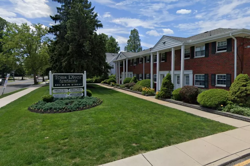 Toms River Apartments on Main Street in Toms River NJ - Photo: Google Maps