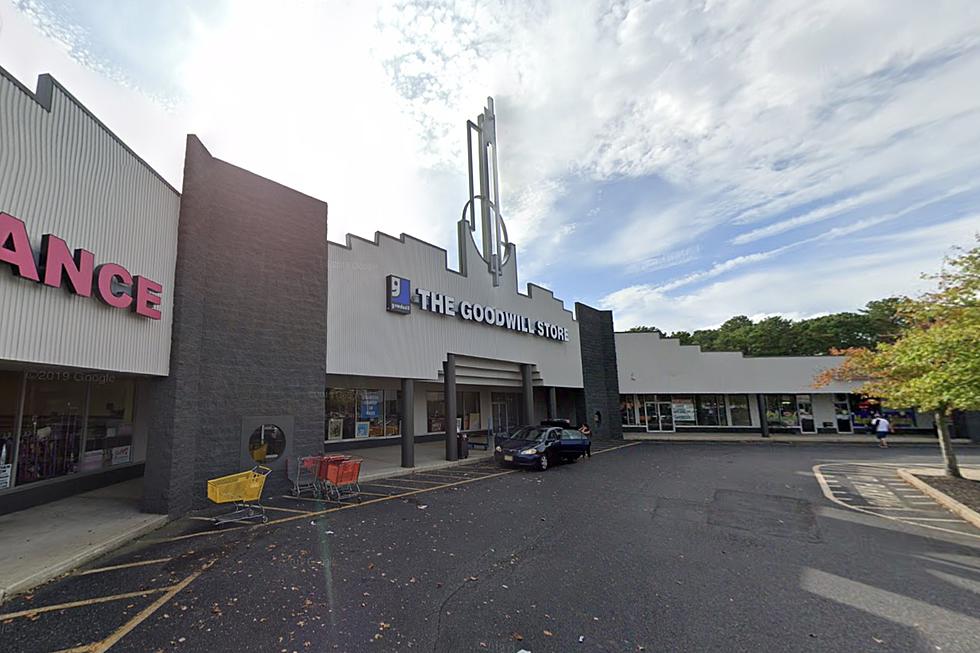 Crews Battle Heavy Smoke at Goodwill Store Fire in EHT