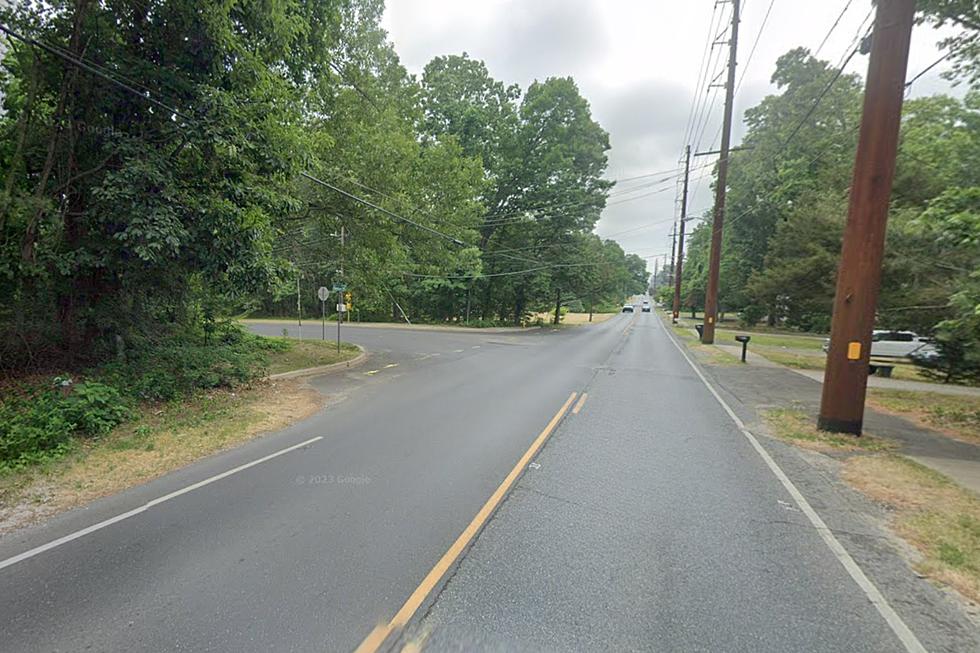 Vehicle Fails to Stop For School Bus, Student Hit in Camden Co.