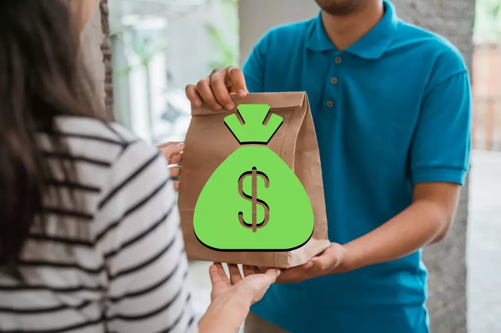Experts say this is how much to tip your food delivery person in New Jersey