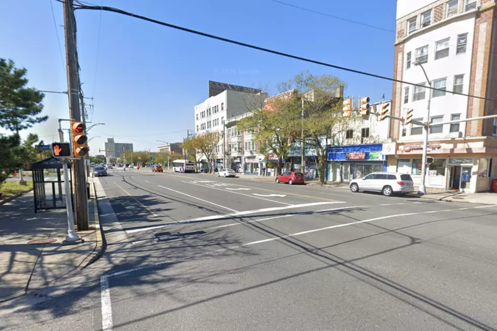 A liquor store on the 3300 block of Atlantic Avenue in Atlantic City NJ was robbed twice in April 2025 - Photo: Google Maps
