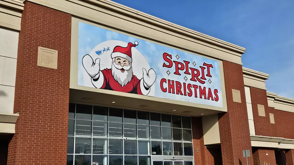 Ho! Ho! Ho! New and Moving Stores in Mays Landing, NJ