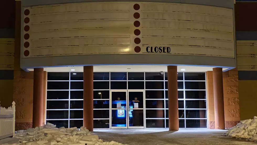 Former Regal Cinemas Cross Keys 12 theater in Washington Township NJ - Photo: Chris Coleman