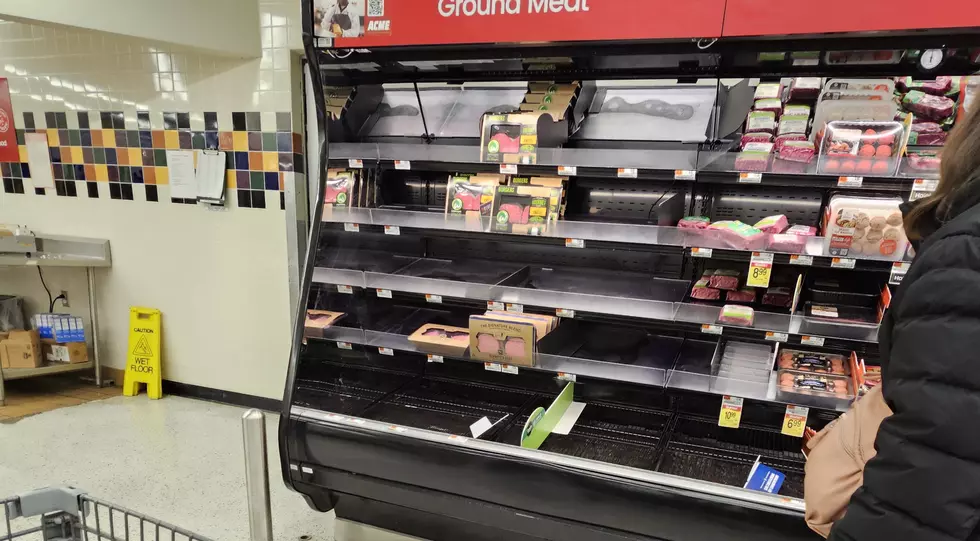 Ground beef almost sold out at a NJ supermarket before the Blizzard of 2026 - Photo: Chris Coleman
