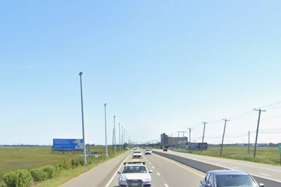 A row of broken streetlights along Route 30 between Absecon and Atlantic City NJ - Photo: Google Maps