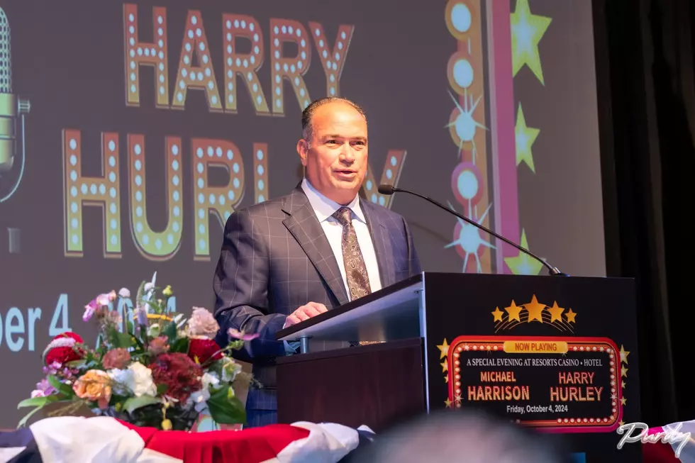 Harry Hurley photo.
