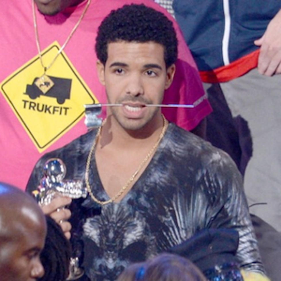 Drake &#8211; Rappers Spending Valentine&#8217;s Day Alone