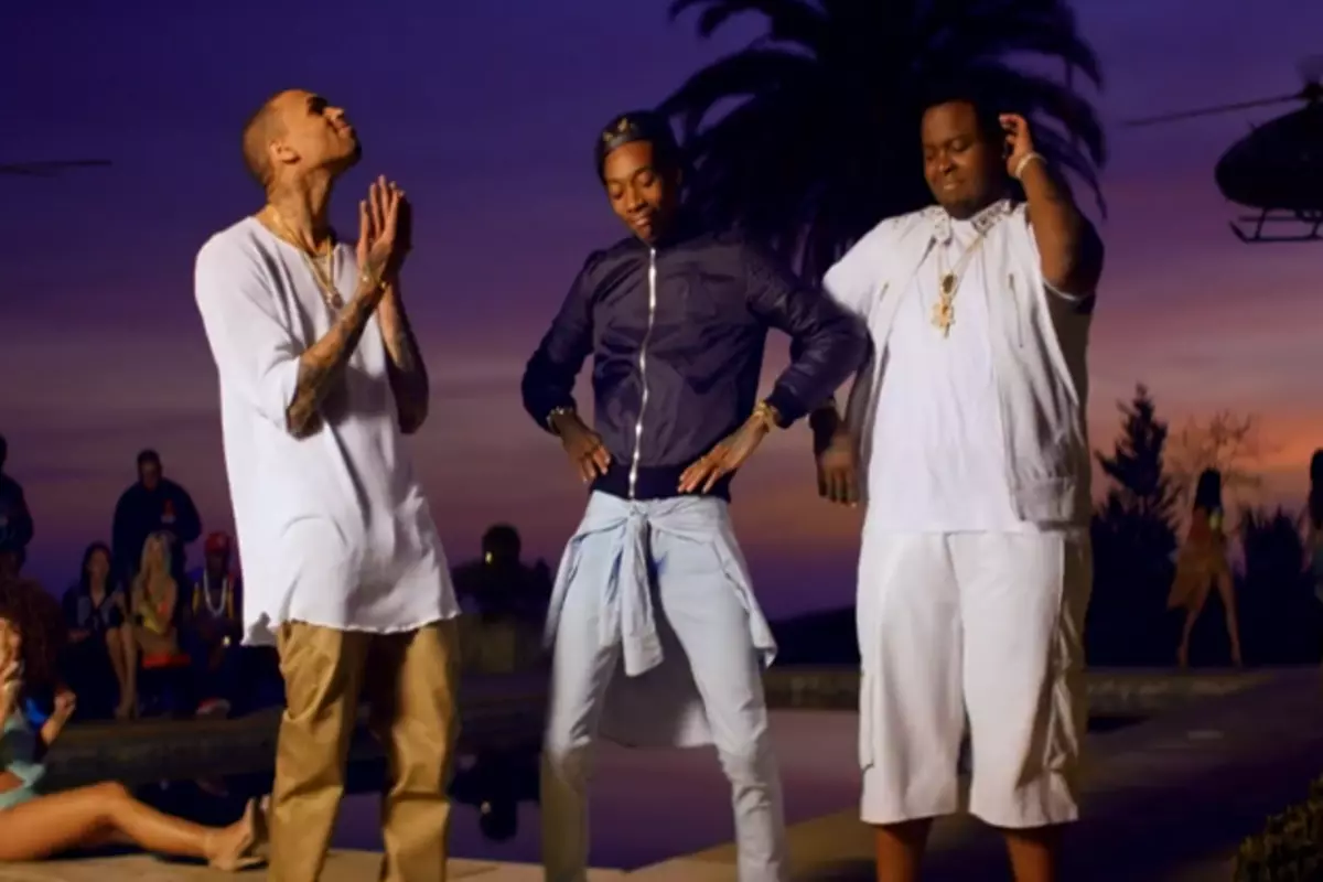 Sean Kingston - Beat It Ft. Chris Brown, Wiz Khalifa MP3 DOWNLOAD