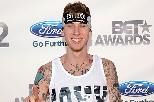 Machine gun kelly tattoos hi-res stock photography and images - Alamy