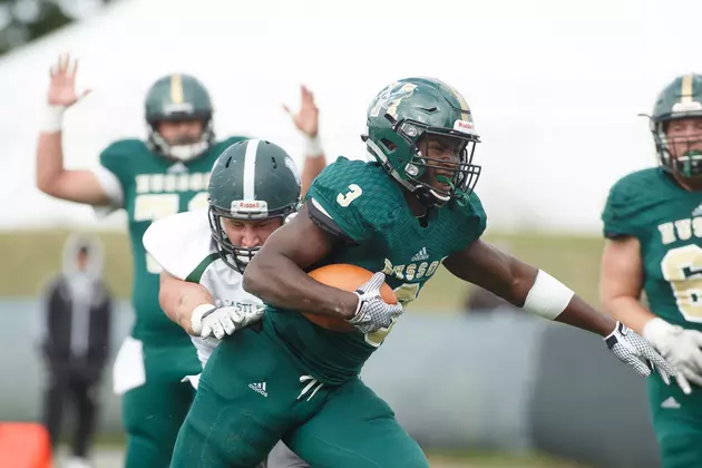 Smith Sets Rushing Record, Eagles Pound Alfred St.