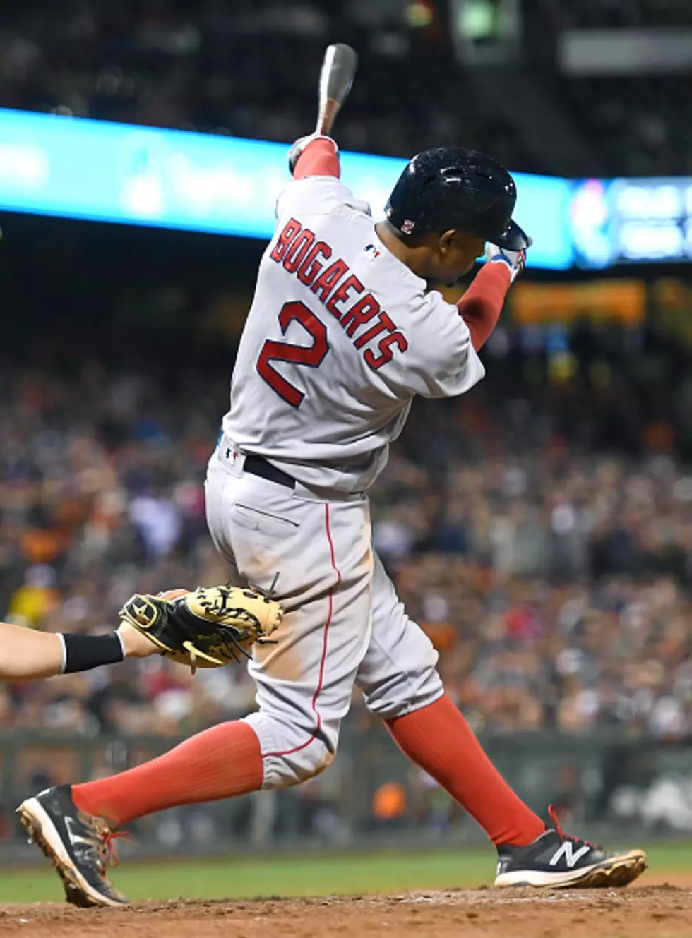 Bogaerts 10th Inning Hit Gives Sox Win [VIDEO]