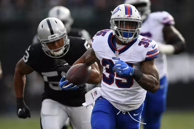 Pats Officially Ink Gillislee