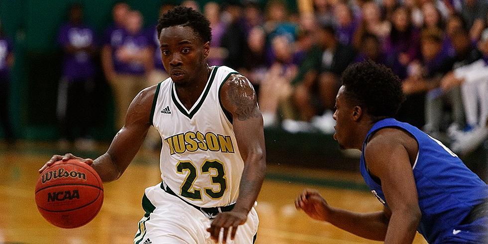 Husson Hoops Downs UMPI