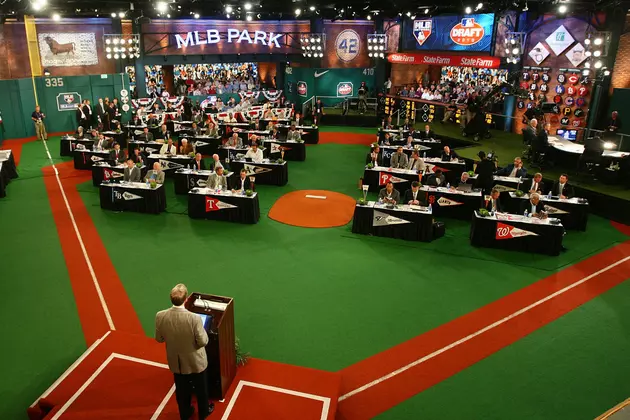 Red Sox Draft Two High School Prospects [VIDEO]