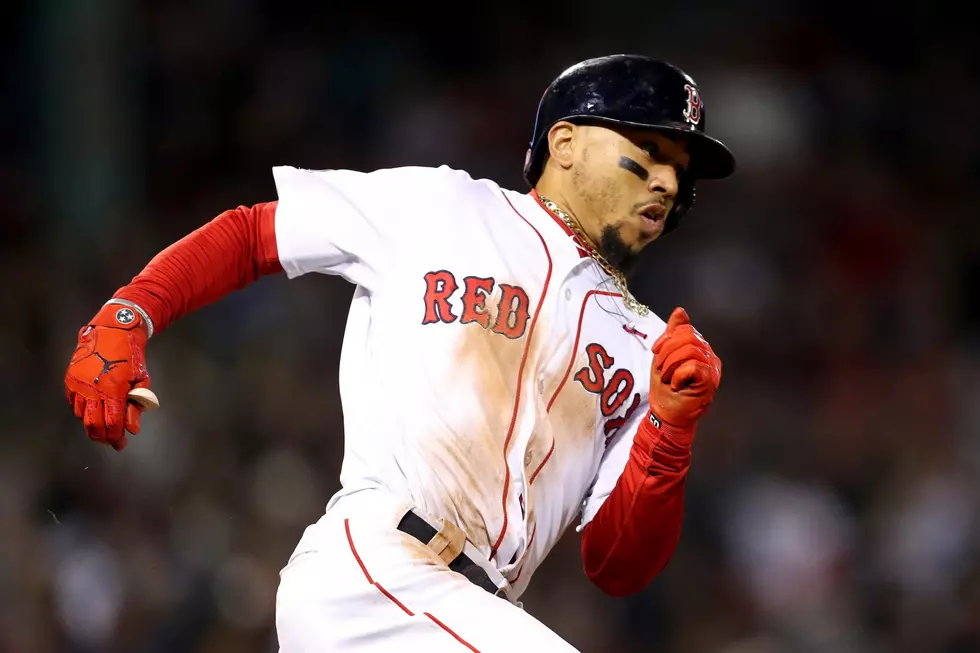 AP Sources: Red Sox Agree to Trade Betts, Price to Dodgers