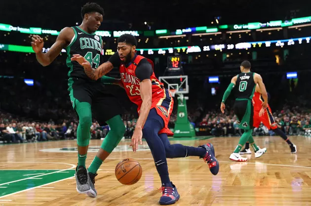 Shorthanded Celtics Get 6th Straight Win [VIDEO]