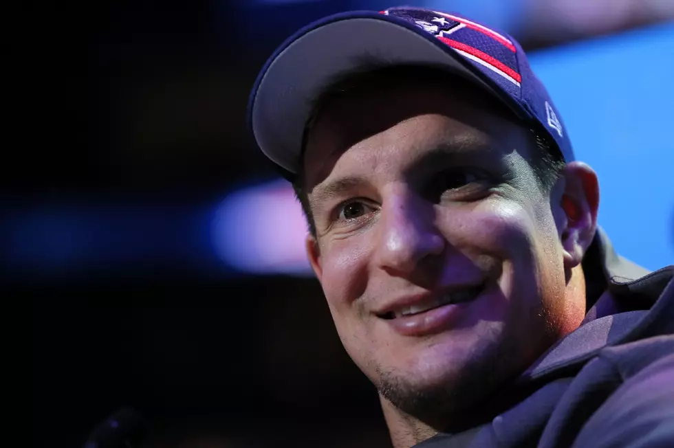 With Addition of Gronk, Fox&#8217;s NFL Crew Can Now Officially Beat Up Every Other Network&#8217;s Crew