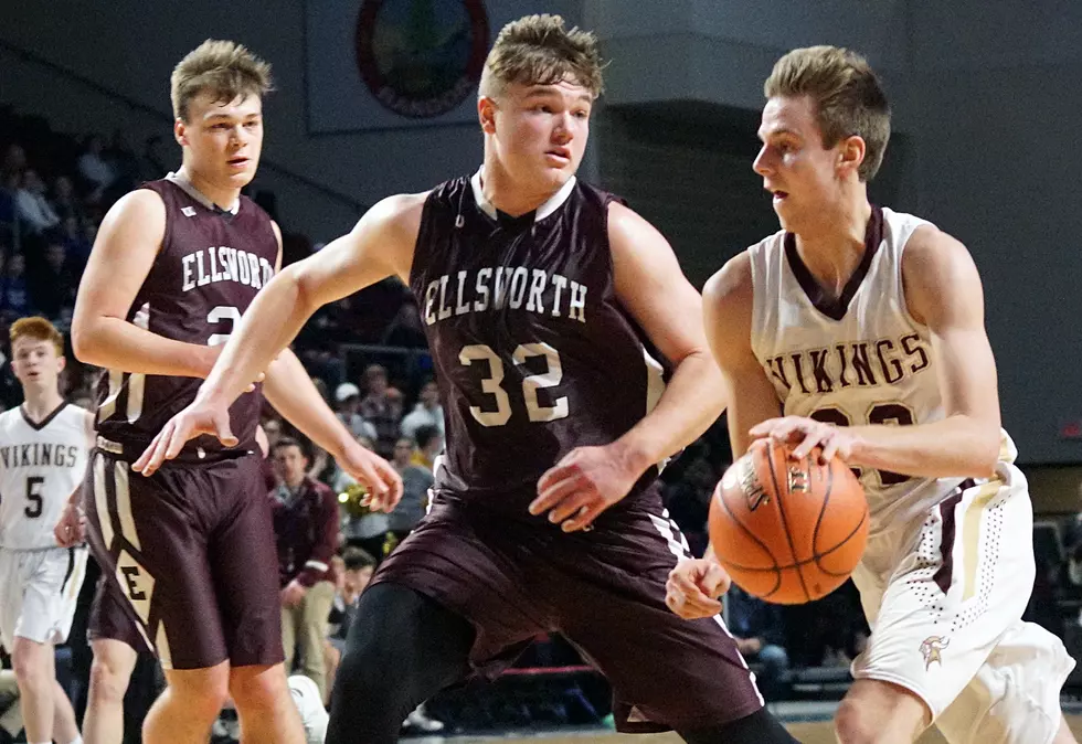 Caribou Holds Off Ellsworth In Back-and-Forth Battle [BOYS]