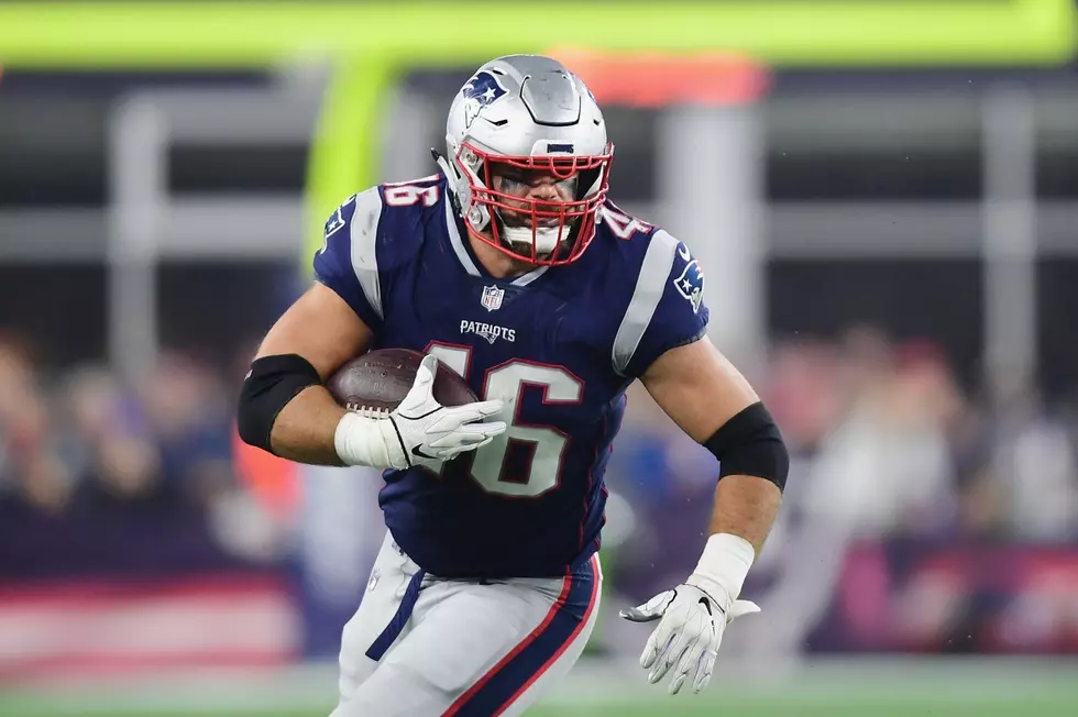 Patriots Fullback Develin Placed on IR with Neck Injury