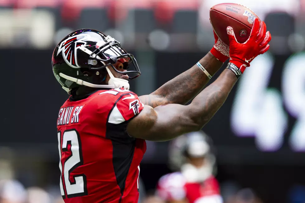 AP Source: Falcons Trade Receiver Mohamed Sanu to Patriots