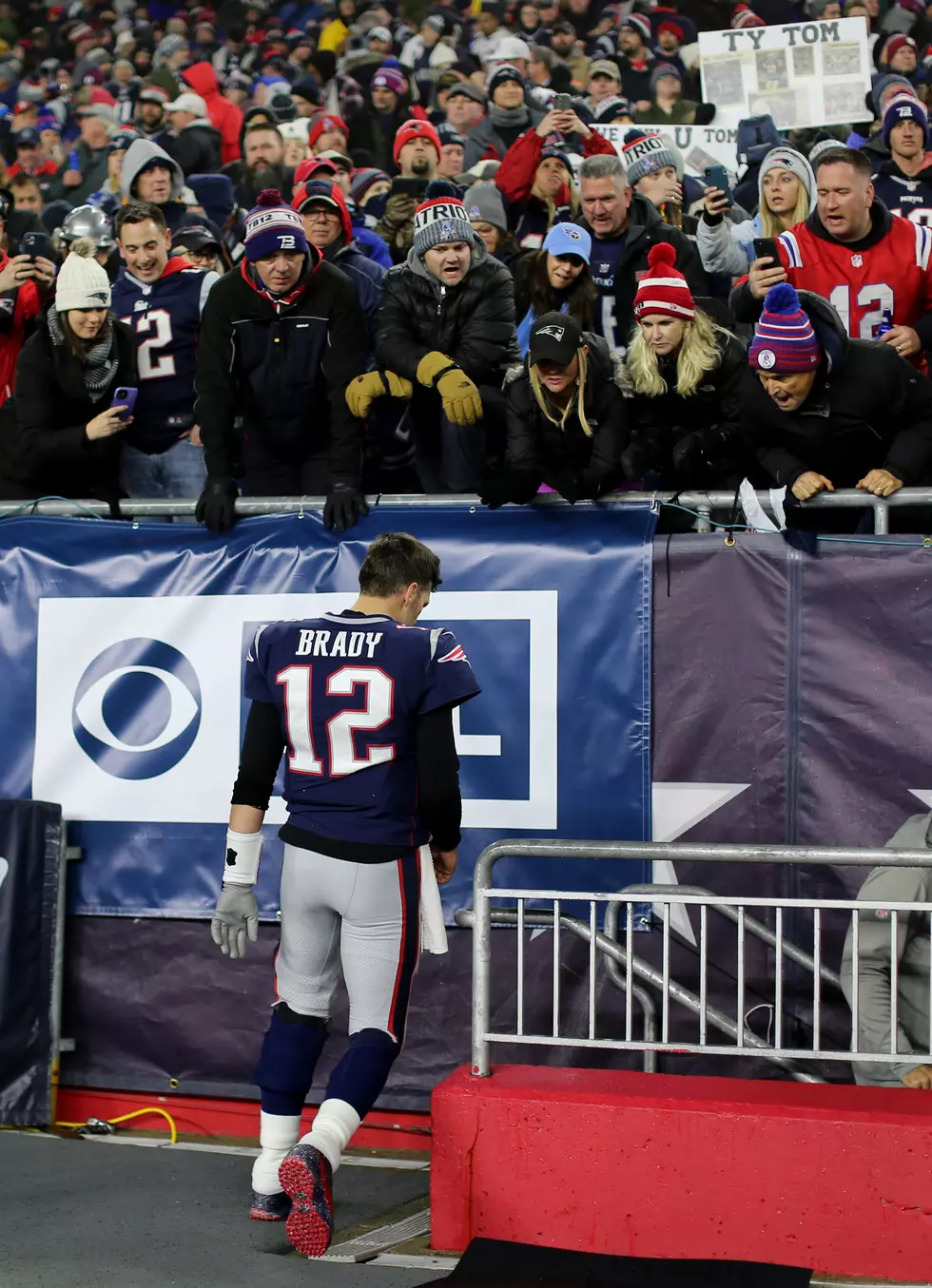 Brady exits NFL playoffs with loss, retirement unlikely