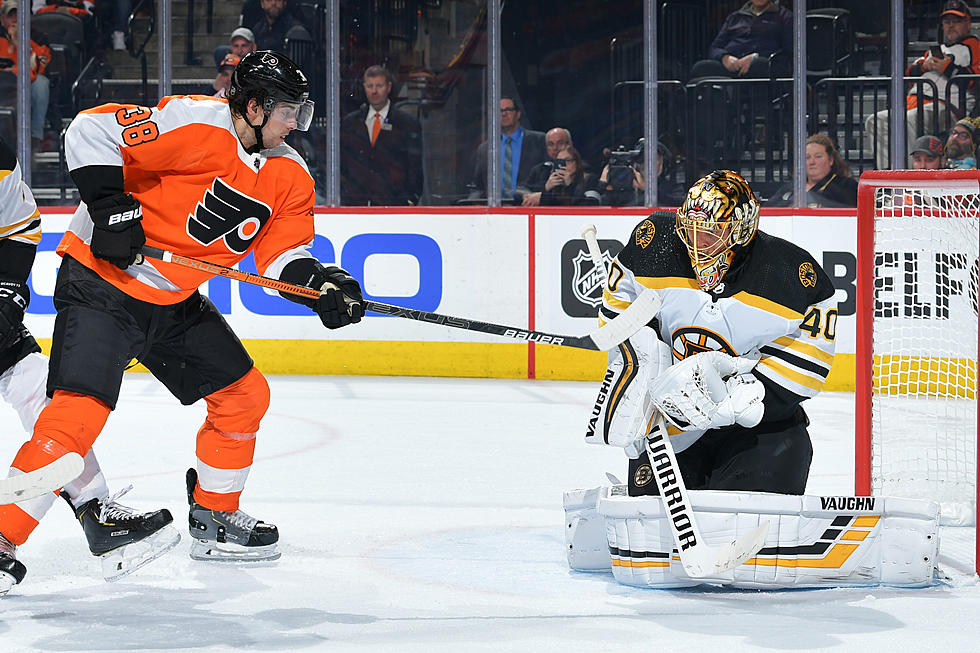 Bruins snap Flyers’ 9-game win streak behind Rask shutout