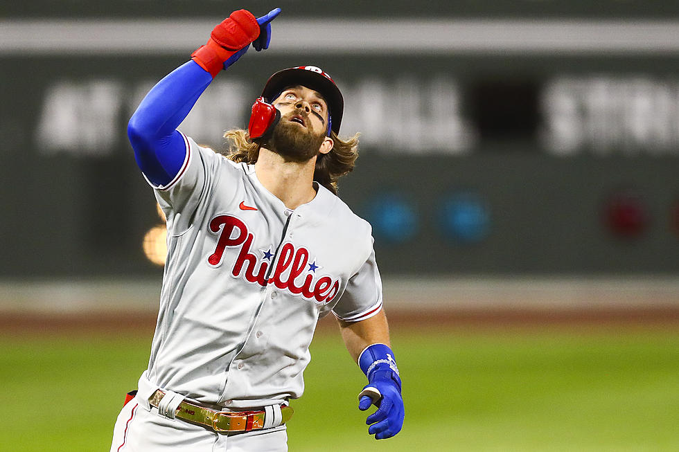 Harper homers as Phillies score 7 in 6th to beat Boston 13-6