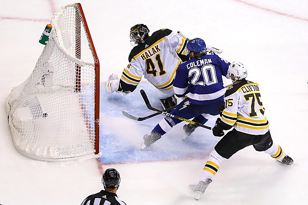 Palat’s OT goal lifts Lightning over Bruins 4-3 in Game 2