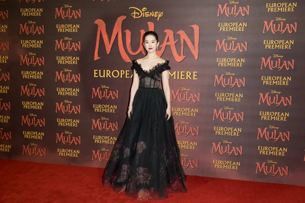 Cinema Savvy Review of Mulan