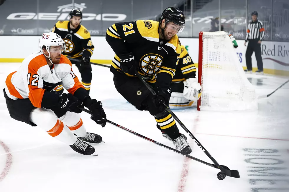 Bergeron, Marchand score 2 apiece, Bruins beat Flyers 6-1