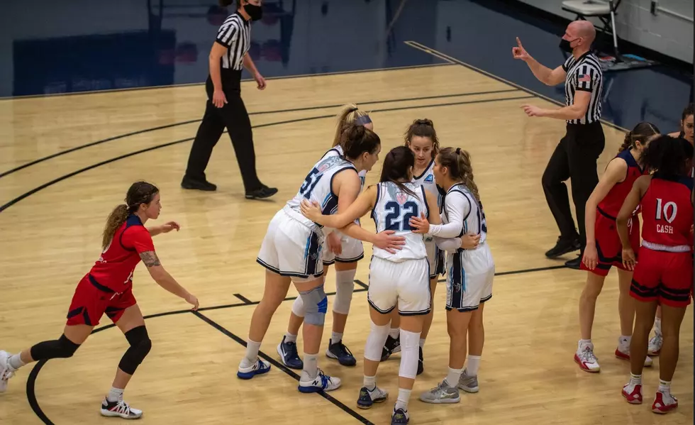 Maine Women Roll to 8th Victory Beat NJIT 74-51