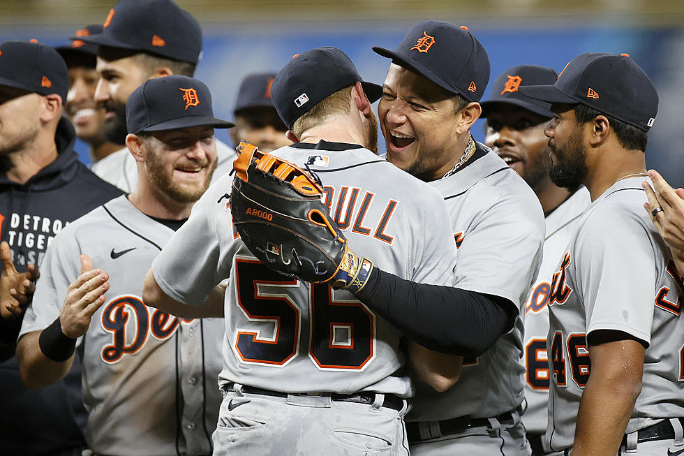 Turnbull twirls 5th no-hitter of MLB season, Tigers top M’s [VIDEO]