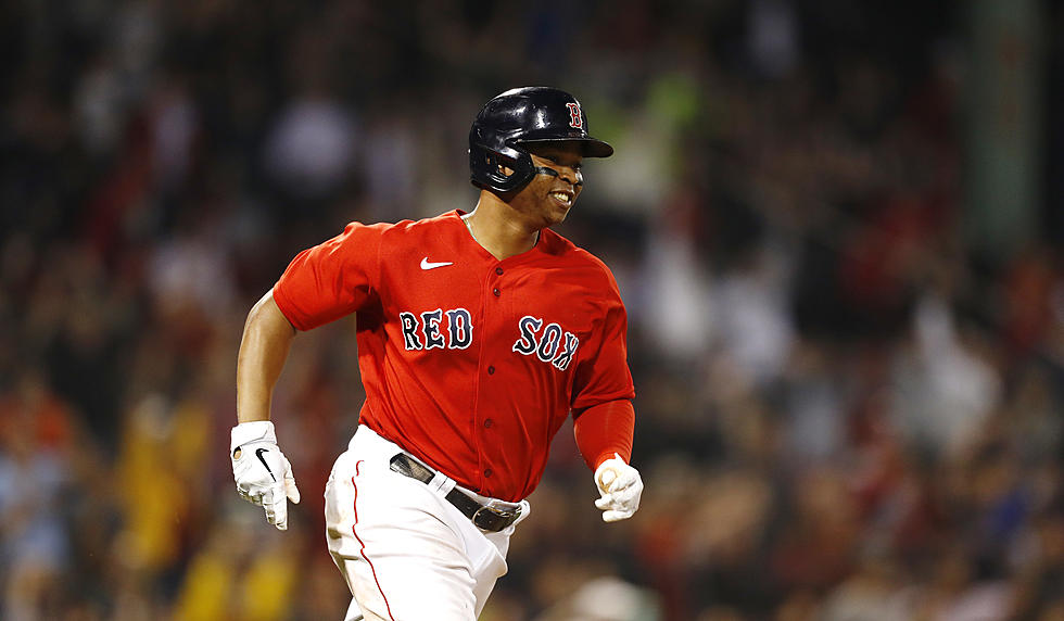 Vlad Jr homers to tie it, Red Sox top Blue Jays in 9th, 2-1