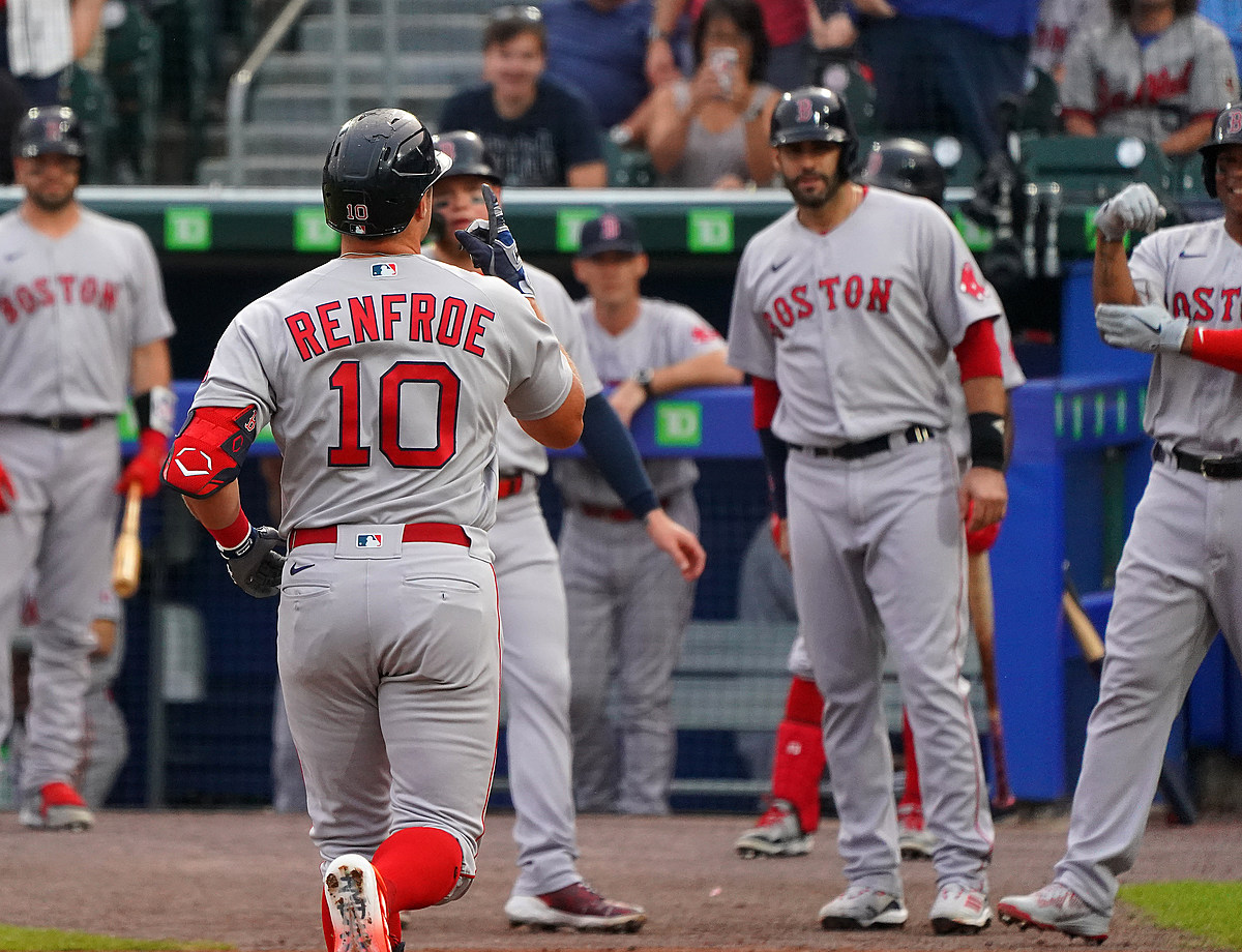 Renfroe's slam leads 6 HRs as Red Sox rout Blue Jays 13-4