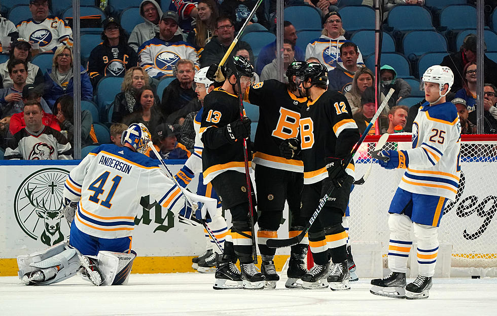 Coyle, Ullmark lead Bruins to 4-1 win over Sabres