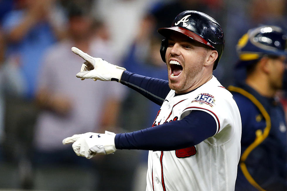 M-V-Free! Freeman HR sends Braves to NLCS, 5-4 over Brewers