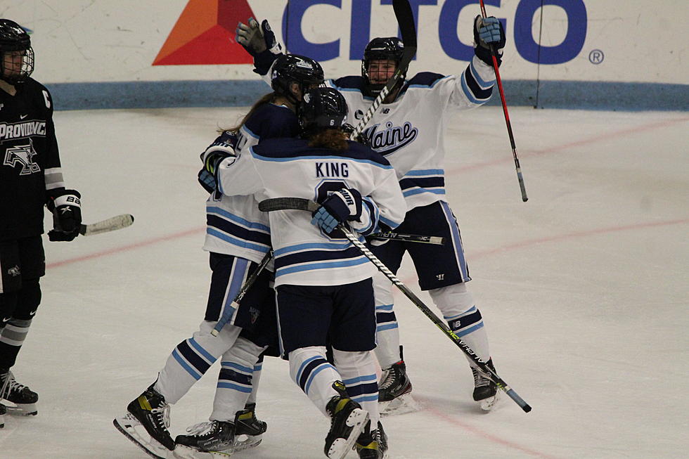 UMaine Women&#8217;s Hockey Team Beats Providence College 3-2 [PHOTOS]