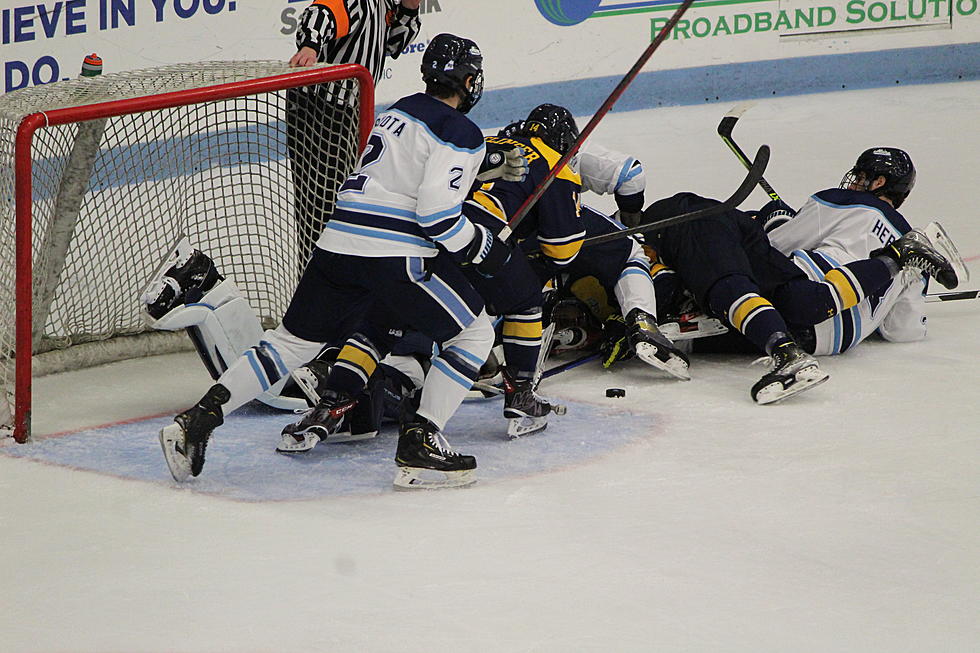 Black Bears Shut Out by Warriors 2-0 [PHOTOS]