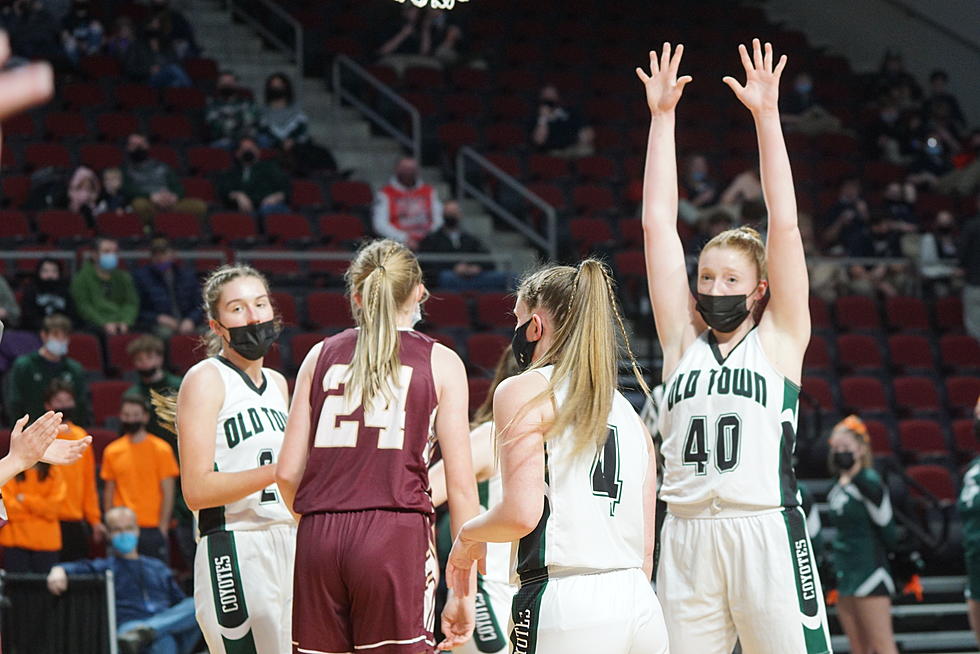 #1 Old Town Girls Defeat #8 Caribou 68-39 [STATS/PHOTOS]