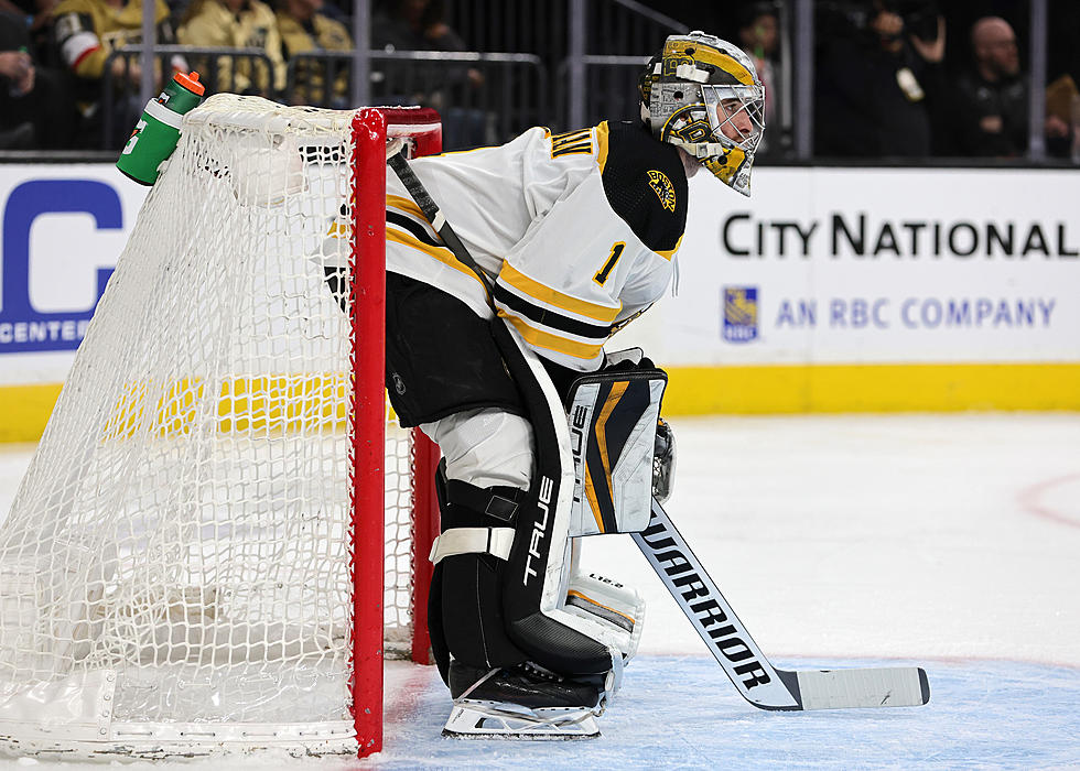 Smith Hits Jackpot in Vegas with Hat Trick, Bruins Win 5-2