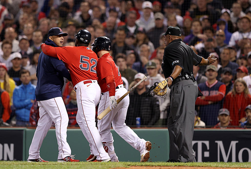 MLB Umpires to Announce Replay Decisons for 1st Time