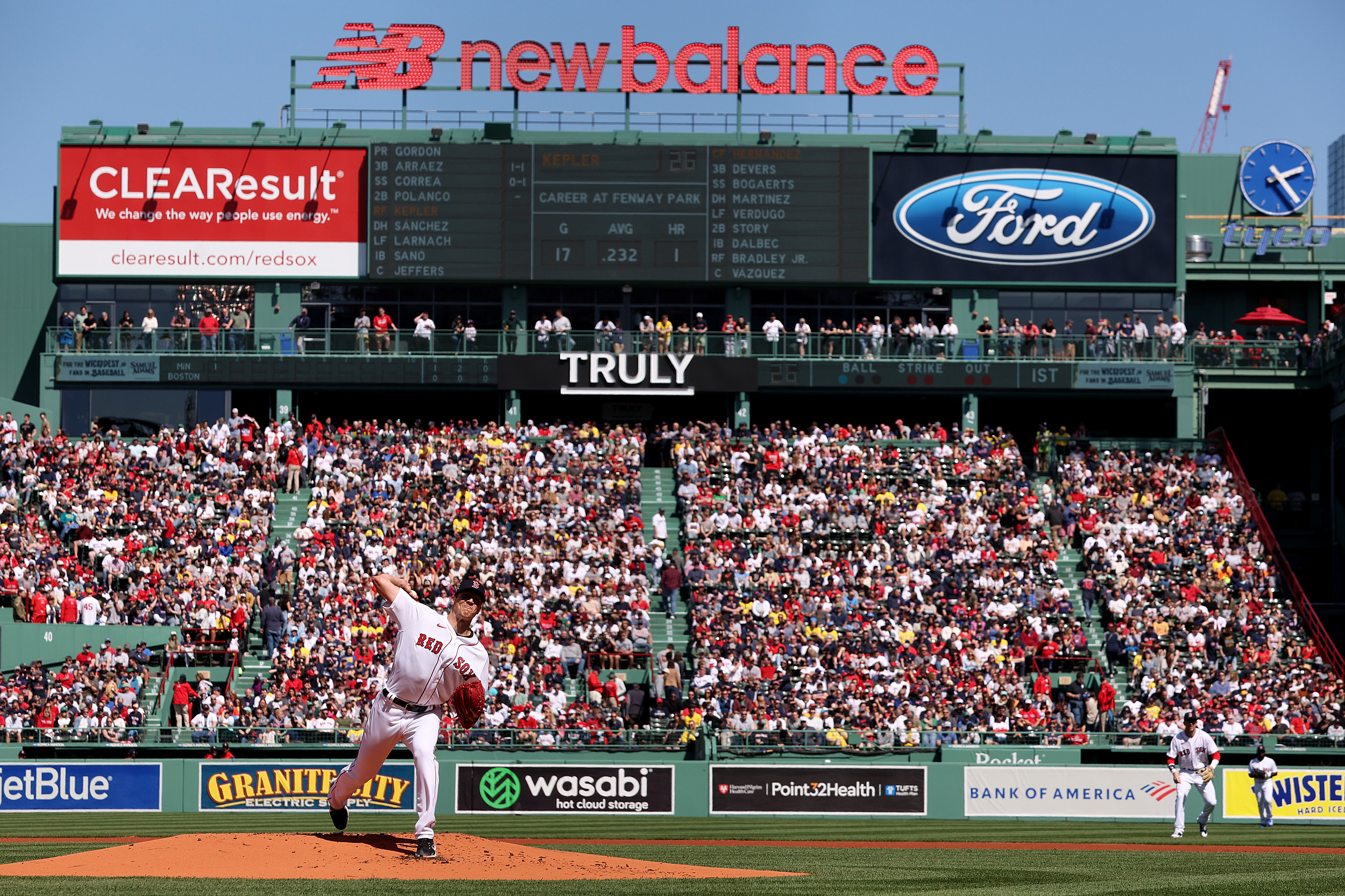 Red Sox beat Twins with home runs from Verdugo, Bogaerts