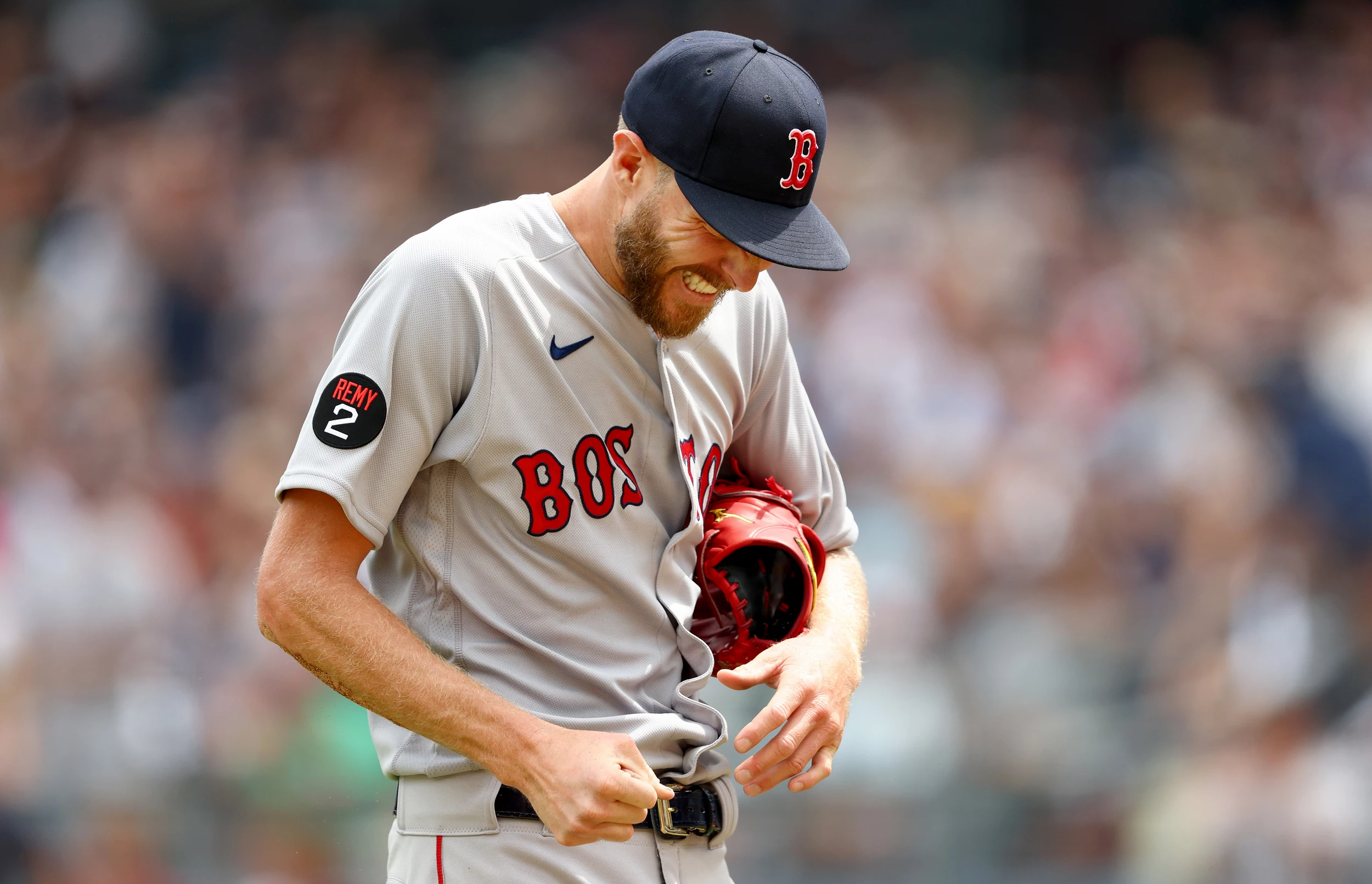 Bosox ace Sale broken left pinkie by liner, return uncertain