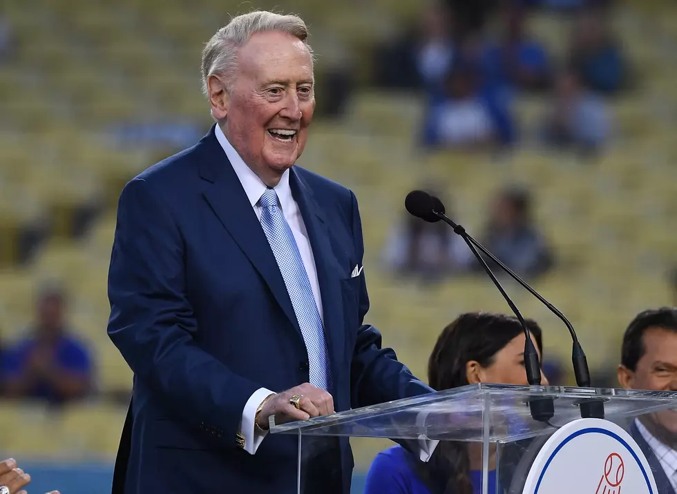 Vin Scully, Dodgers Broadcaster for 67 Years, Dies at 94