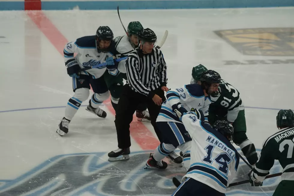 Maine Men&#8217;s Hockey Beats UPEI 1-0 in Exhibition Game to Open 2022-23 Season [PHOTOS]