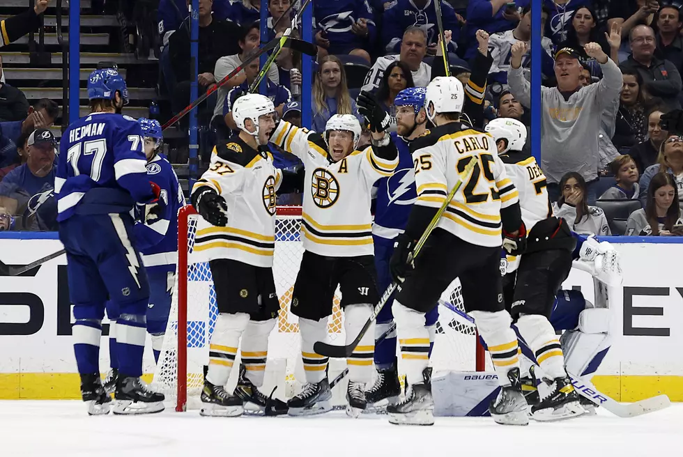 Bergeron Gets 1,000th Point, Streaking Bruins Beat Lightning 5-3