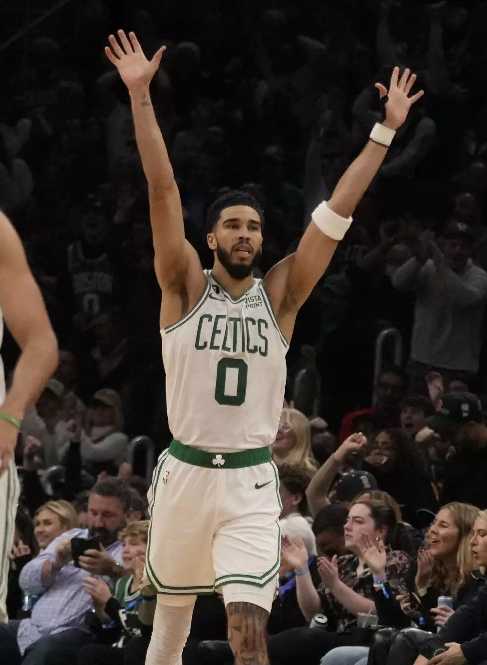 Brown (39 pts), Tatum (38) Lead Celtics Past Rockets 126-102
